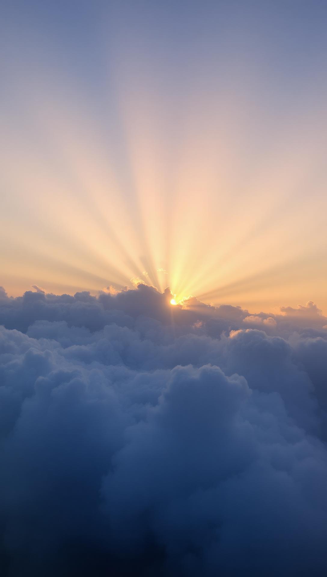 Amanecer Dorado